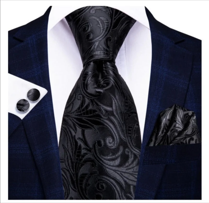 Set cravata neagra + batista + butoni - matase - model 39