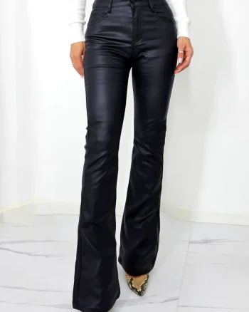 Pantaloni evazati cu push-up Roger, din piele ecologica, cu buzunare, Negru