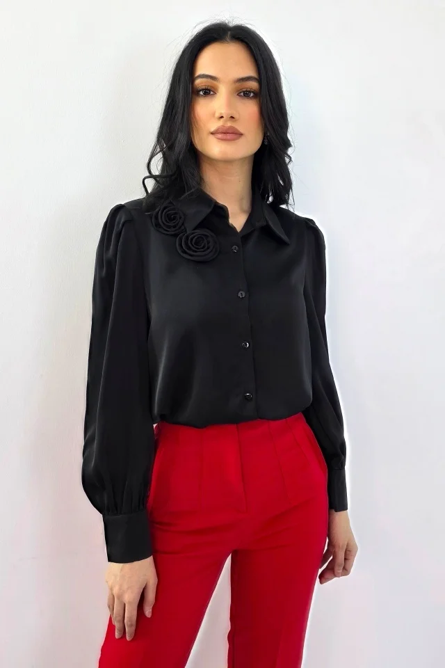 Camasa eleganta AVELA, cu brosa florala nedetasabila, Negru, Marime S/M
