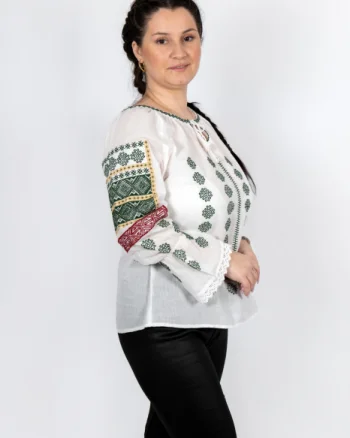 Ie Traditionala Gabriela 2