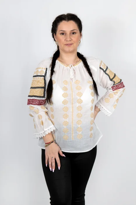 Ie Traditionala Gabriela 3