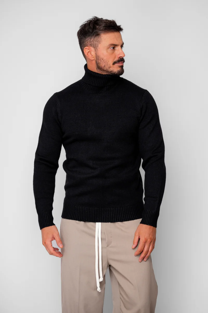 Pulover cu guler inalt Black