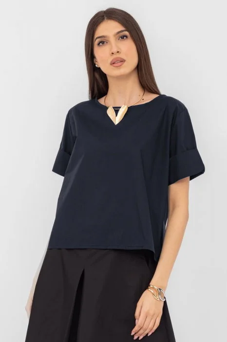 Bluza din poplin satinat de bumbac  cu nasturi pe spate, bleumarin