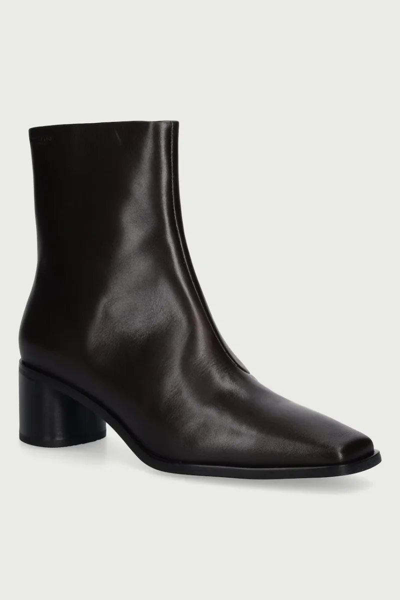 Vagabond Shoemakers  botine pentru femei din piele FAY