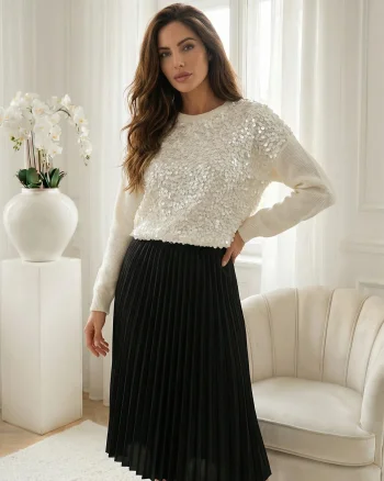 Bluza bej cu paiete aplicate si ...