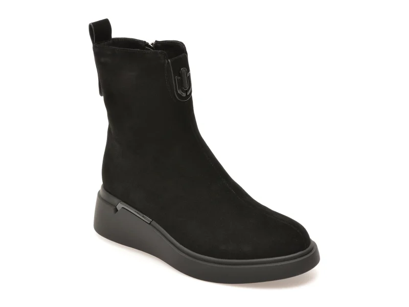 Ghete EPICA negre, H709, din piele intoarsa