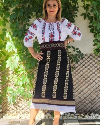 Costum   IE  Catrinta si Brau Mia 4