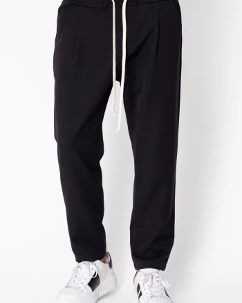 Pantaloni lungi cu pense si buzunar spate Black
