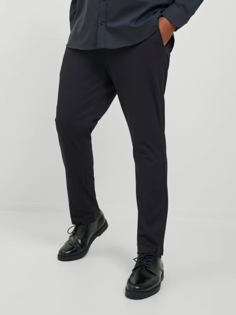 Jack & Jones Plus Pantaloni chino barbati big sizes, cu talie joasa si croiala Slim Fit, Negru (SELECTATI MARIMEA: 42, SELECTATI LUNGIMEA: 34)