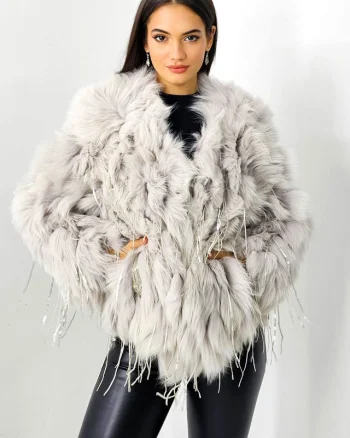 Haina eleganta Aylin, din blana naturala de vulpe, cu paiete asimetrice, Alb prafuit, Marime S/M/L