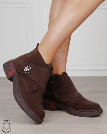 Ghete damă casual din piele întoarsă cu baretă și cataramă laterală CRL1888 CAFENIU