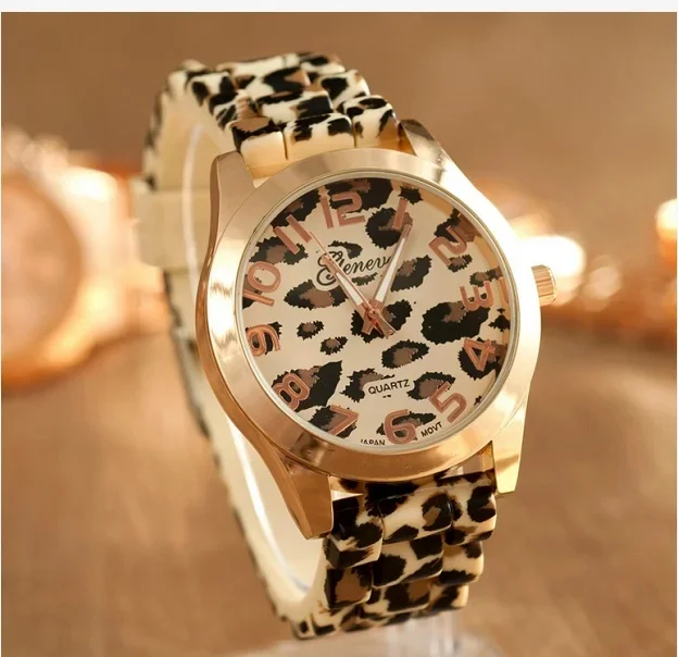 Ceas de dama elegant, Animal print