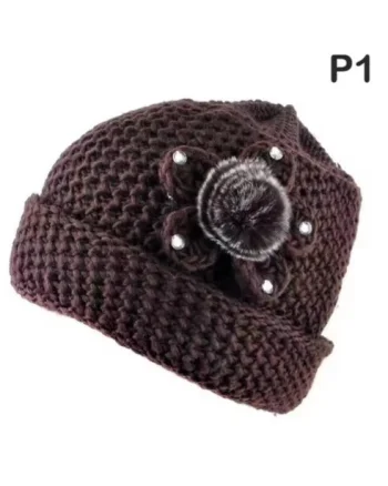 Caciula maro de dama, partial captusita, cu ornament floare, model 9