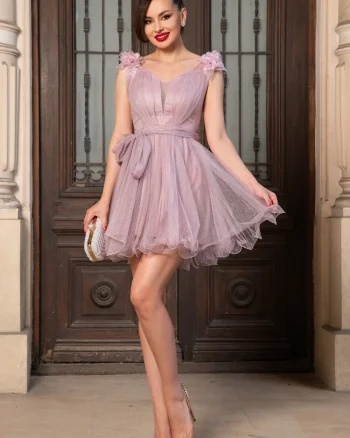 Rochie mini baby-doll roz cu trandafiri 3D la umeri