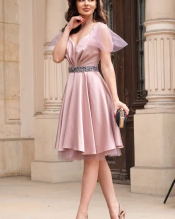 Rochie eleganta de zi roz Argentina in clos cu volane din tulle