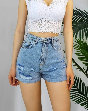 Pantaloni scurti de blugi Noah, cu perforatii si manseta la baza, Albastru deschis