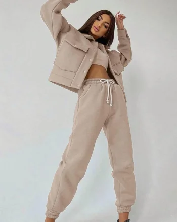 Trening vatuit dama, Arina, pantaloni lejeri si bluza cu capse, Bej