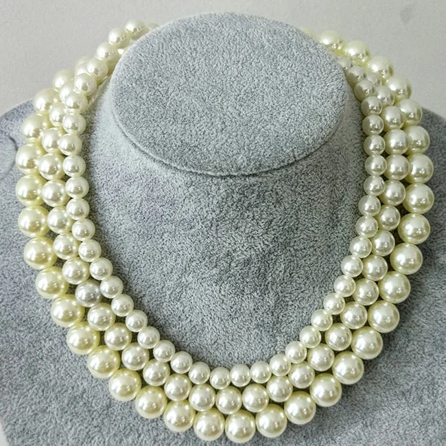 Colier din perle la baza gatului, Classic Charm, in cutie eleganta, Alb