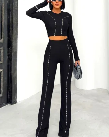 Compleu casual HaRRa, bluza crop si pantaloni evazati cu strasuri, Negru