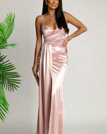 Rochie lunga satinata, OLyna, cu crapatura pe picior si fald, Roz pudrat, Marime S/M