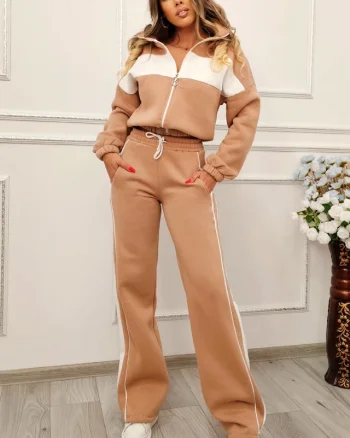 Trening vatuit de dama HeLLena, pantaloni evazati si bluza cu fermoar, Bej