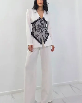 Costum dama VALERYS, pantaloni si sacou cu insertie din dantela aplicata, Alb, Marime S/M