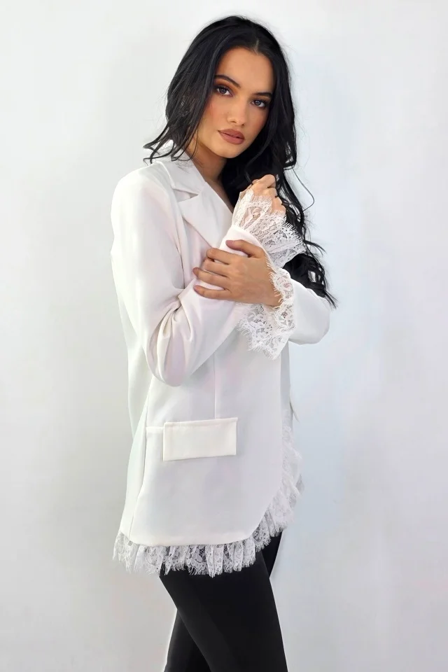 Sacou lung, elegant KISHA Pastel, cu garnituri din dantela, Alb, Marime S/M