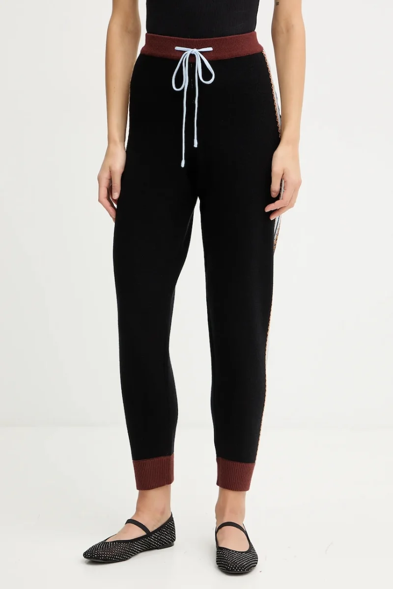 Never Fully Dressed pantaloni de trening