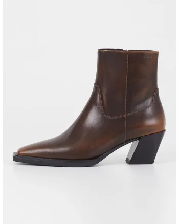 Botine de piele cu varf patrat, Maro