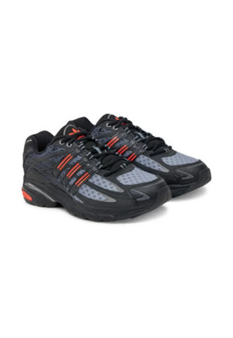 Pantofi sport cu siret
