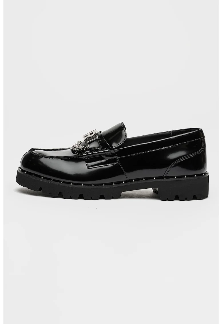 Pantofi loafer din piele lacuita cu lant decorativ, Negru