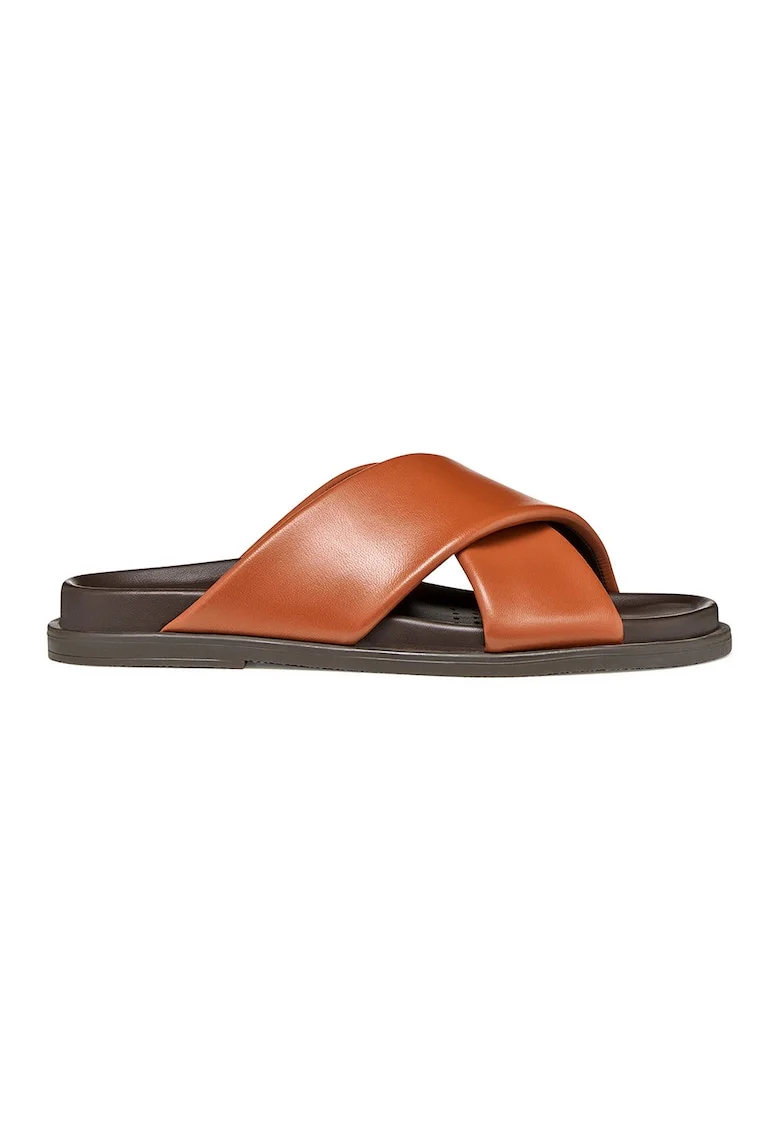 Papuci de piele, Caramel