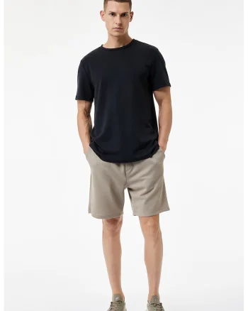 Pantaloni scurti de trening cu croiala dreapta, Bej
