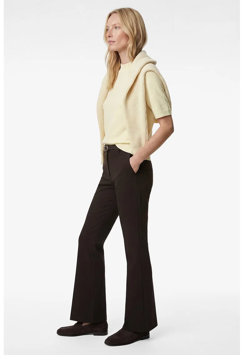 Pantaloni slim-fit cu croiala evazata si curea, Maro pamantiu