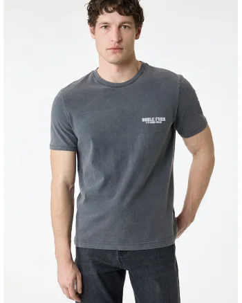 Tricou cu decolteu la baza gatului si text, Gri inchis melange