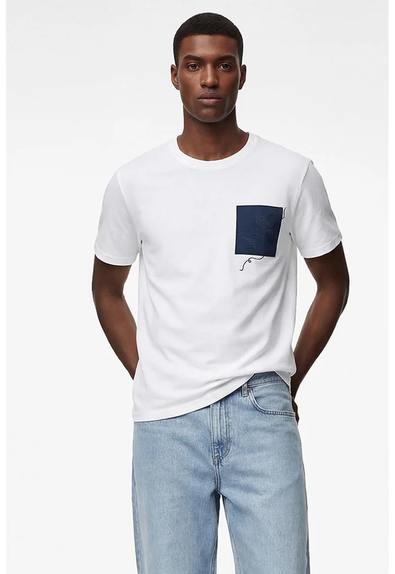 Tricou regular fit cu aplicatie contrastanta pe piept, Alb