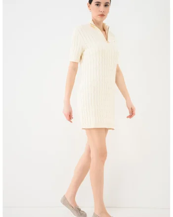 Rochie scurta tricotata cu fenta cu fermoar, Bej