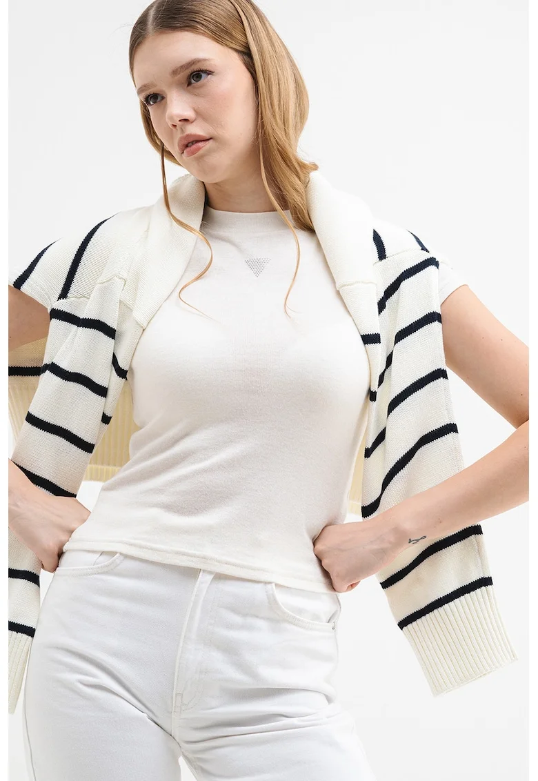 Tricou cambrat cu strasuri, Crem