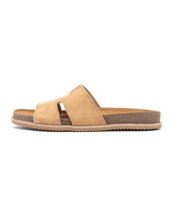 Papuci din piele intoarsa cu decupaje, Maro camel