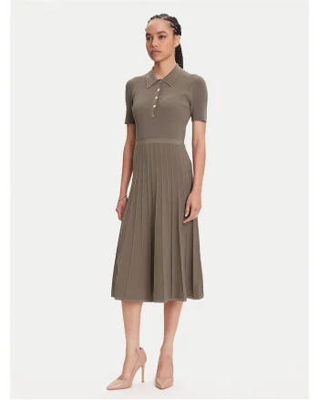 Rochie tricotata de dama  fabricata ddwqin material de calitate, Maro