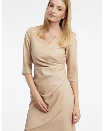 Rochie scurta cu model petrecut si decolteu in V, Maro camel