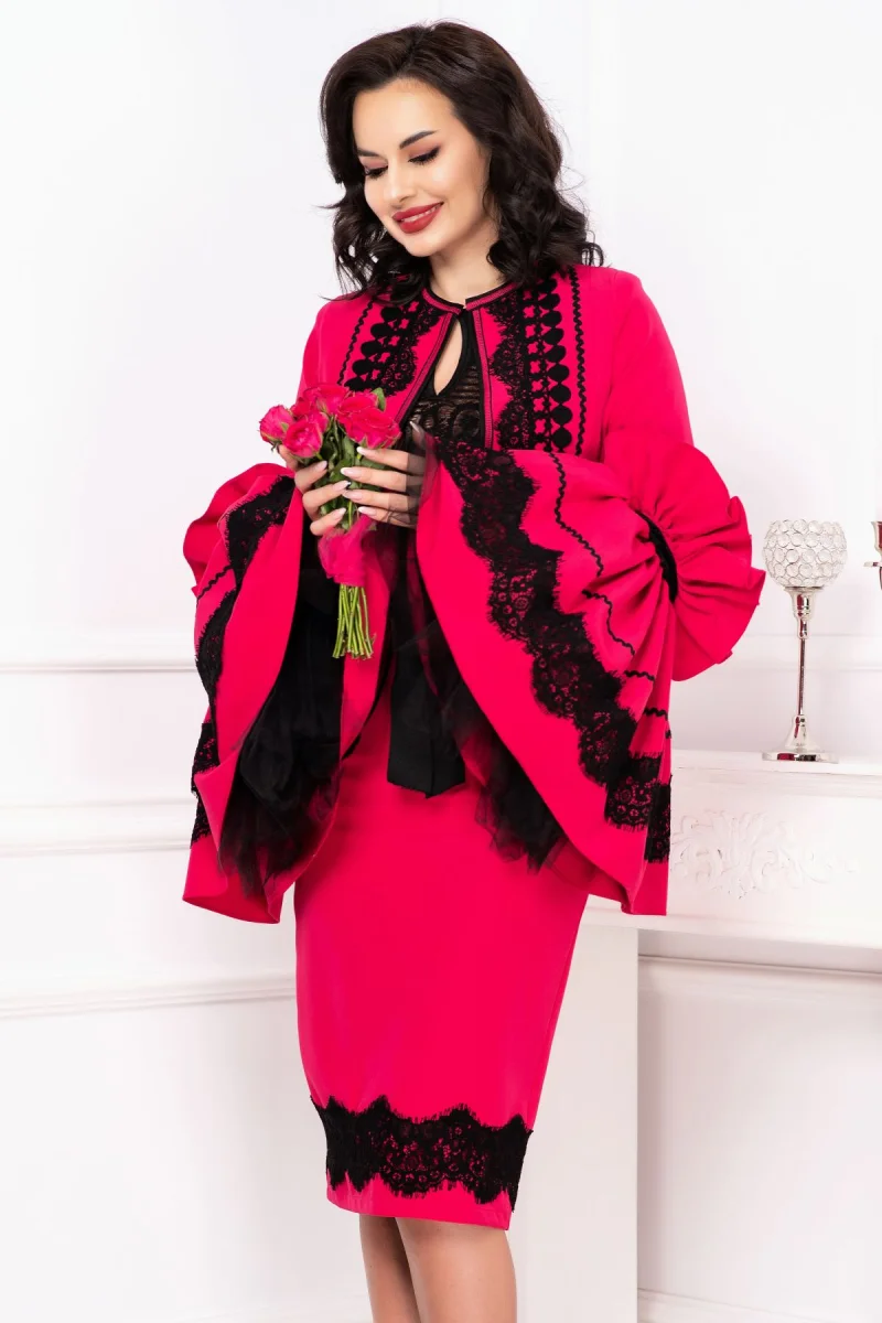 Jacheta magenta cu maneci clopot pretioase