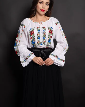 Ie traditionala alba cu broderie florala Amalia din bumbac