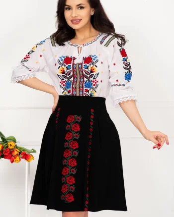 Ie alba traditionala Marta din bumbac cu flori brodate