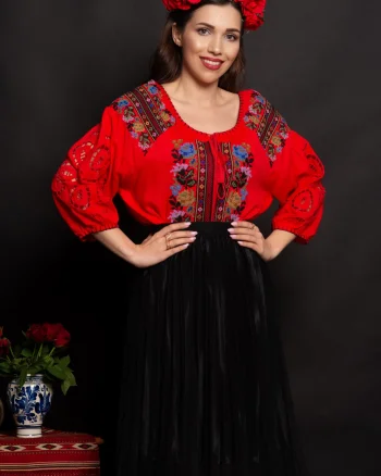 Ie dama rosie Stefania cu broderie florala traditionala