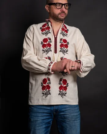Ie traditionala Mihail de barbat bej cu trandafiri brodati