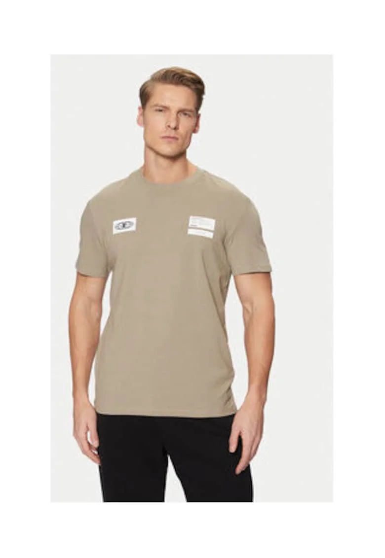 Tricou cu imprimeu text pe spate