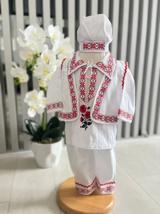Compleu traditional baietel Bogdan 2