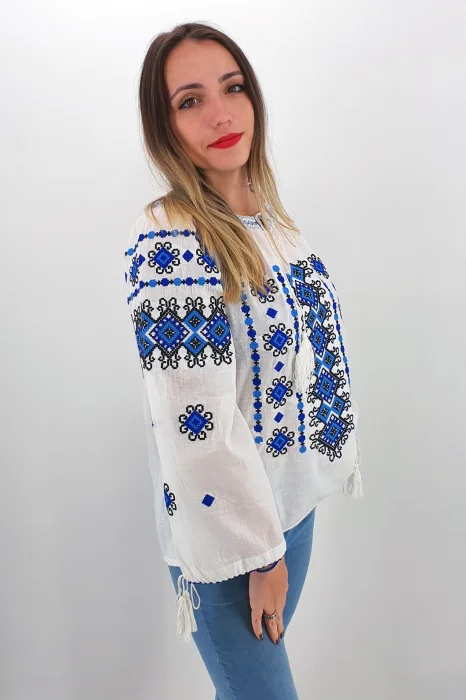 Ie Traditionala Rita 2