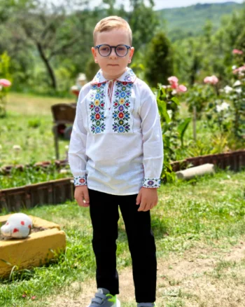 Ie traditionala baieti Cornelius